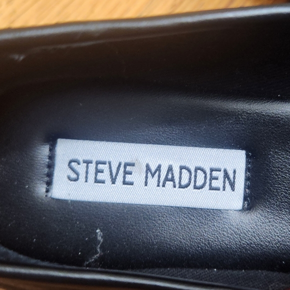 Steve Madden Women’s Size 7.5M Black Leather Flats Slip On Ballet Shoes Pre-Owne - Picture 8 of 9